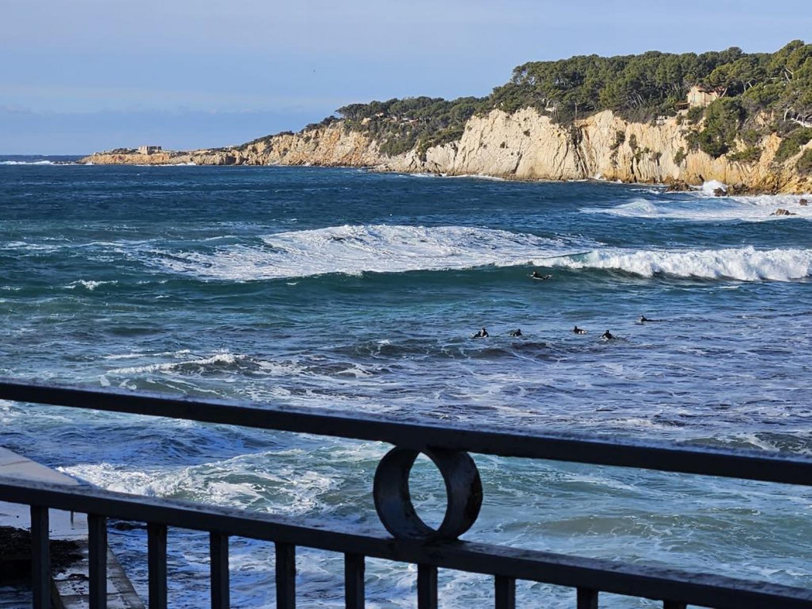 4d4049f50414d3a4f718f42f0387a27e8383294c-210441-1600-766-landscape